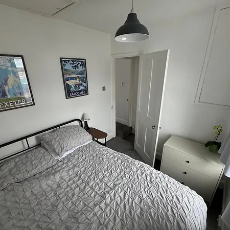 Small, Compact And Cosy 2 Bed Exeter Exterior photo